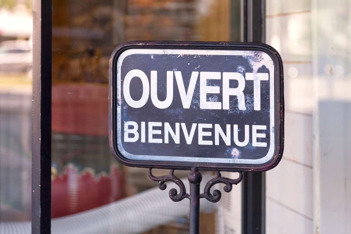 Ouvert Biennvenue - open welcome